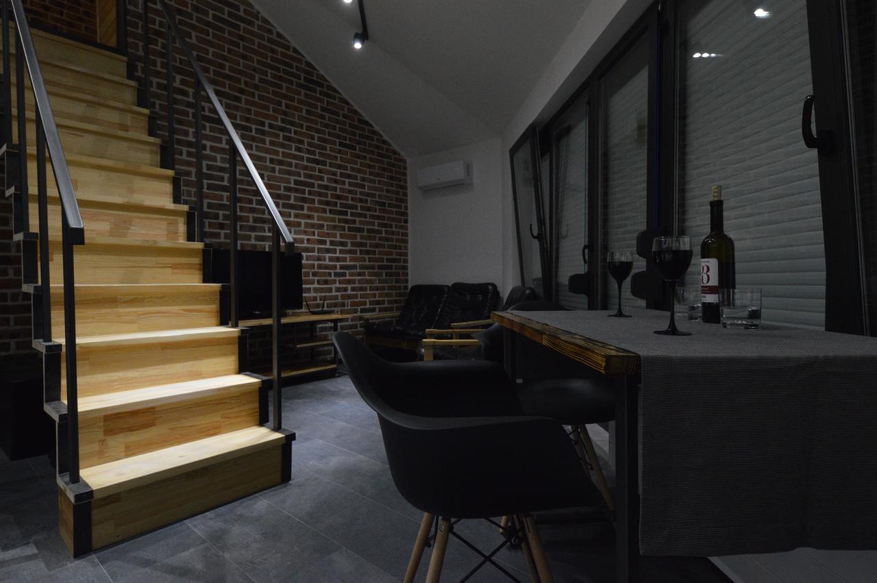 Air Loft Apartment Kiev Eksteriør billede